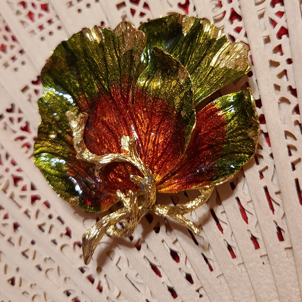 Ladies Brooch For sale